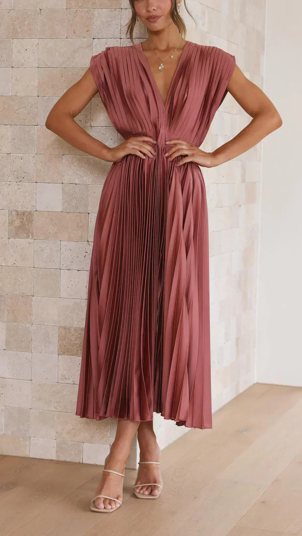 Leni - Elegant Sexy Pleated Dress