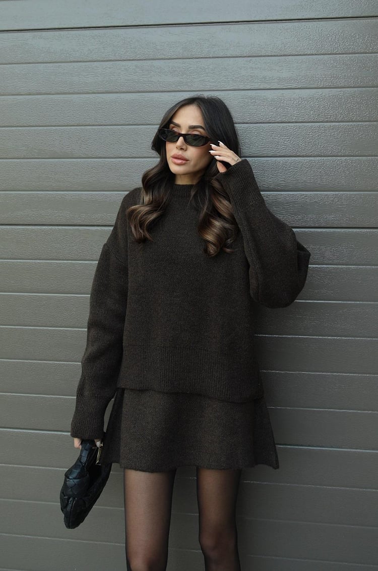 Adriana - Knitted Set for Women - Casual Sweater and Skirt in Two-Piece Design