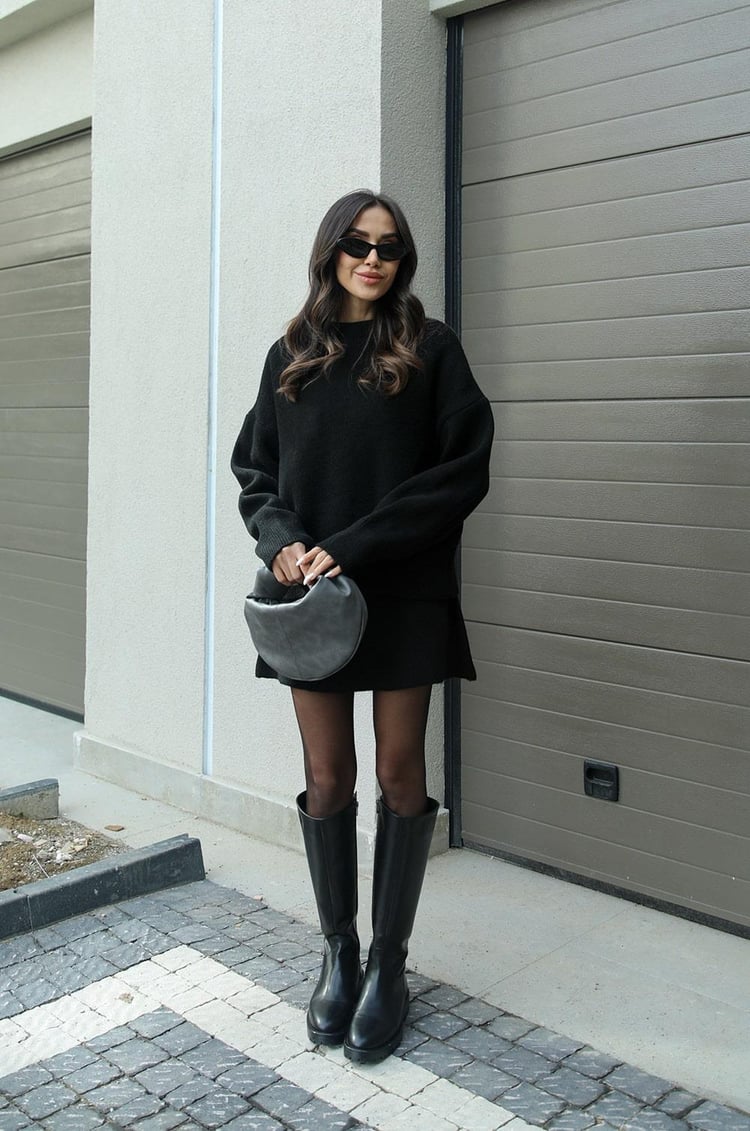 Adriana - Knitted Set for Women - Casual Sweater and Skirt in Two-Piece Design