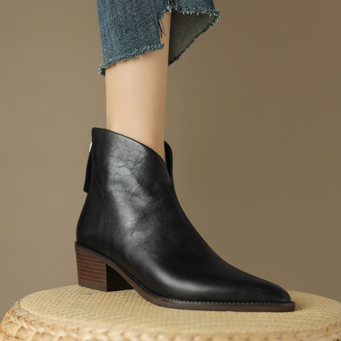 Monvella | Elegant Ankle Boot