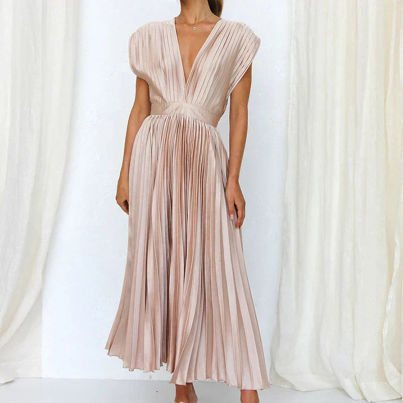Adela™ | Elegant Pleated Maxi Dress