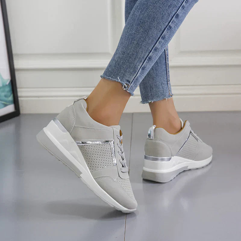 Sneaker™ – No More Painful Feet