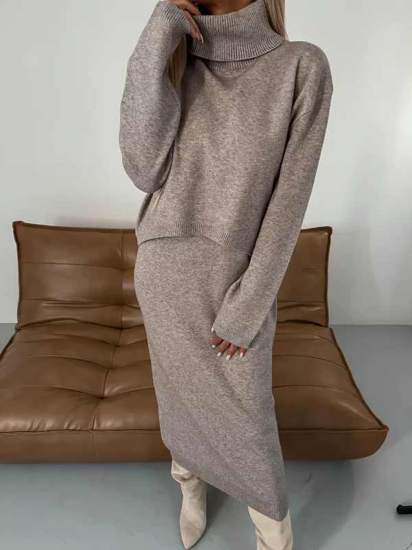 Nicole - Autumn-Winter Knitting Set for Women