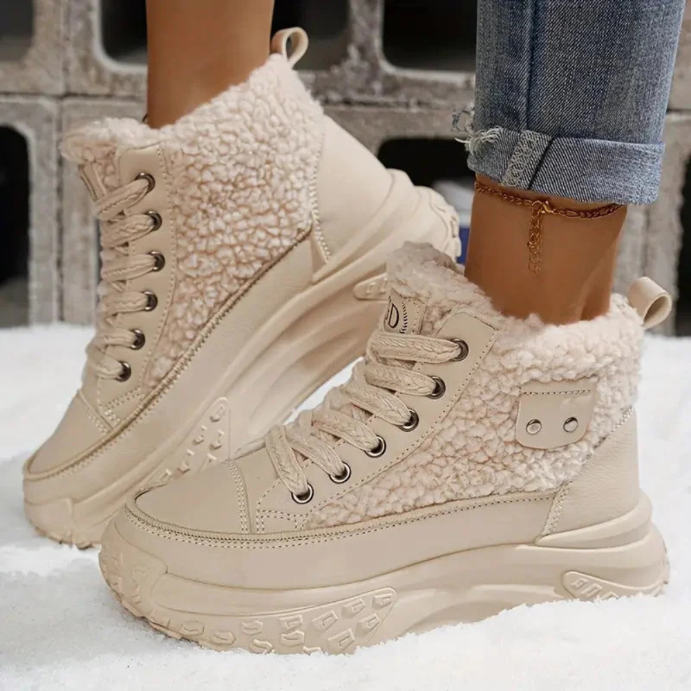 Octavia - Cozy Platform Boots