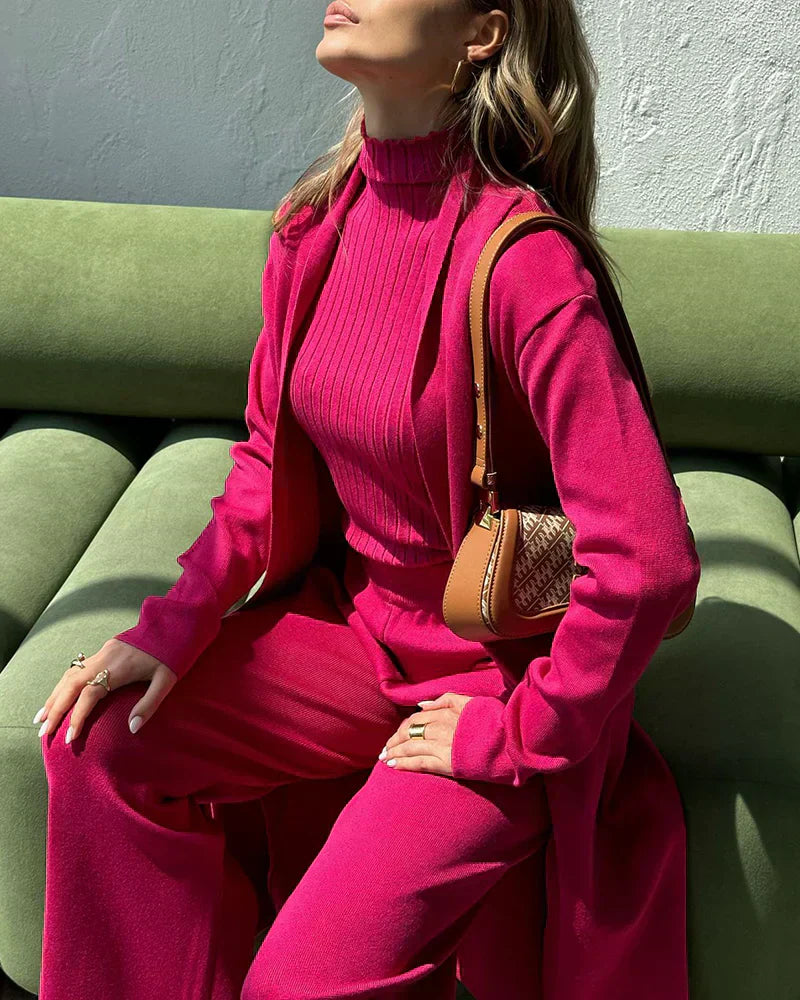 Mae - Comfortable Three-Piece Set
