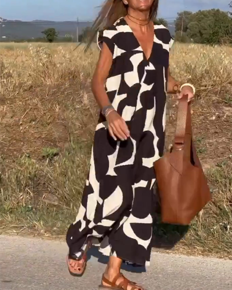 Amara - Maxi Dress with Print and V-Neck
