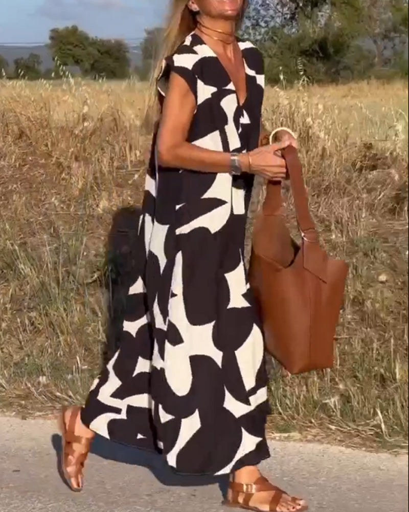 Amara - Maxi Dress with Print and V-Neck