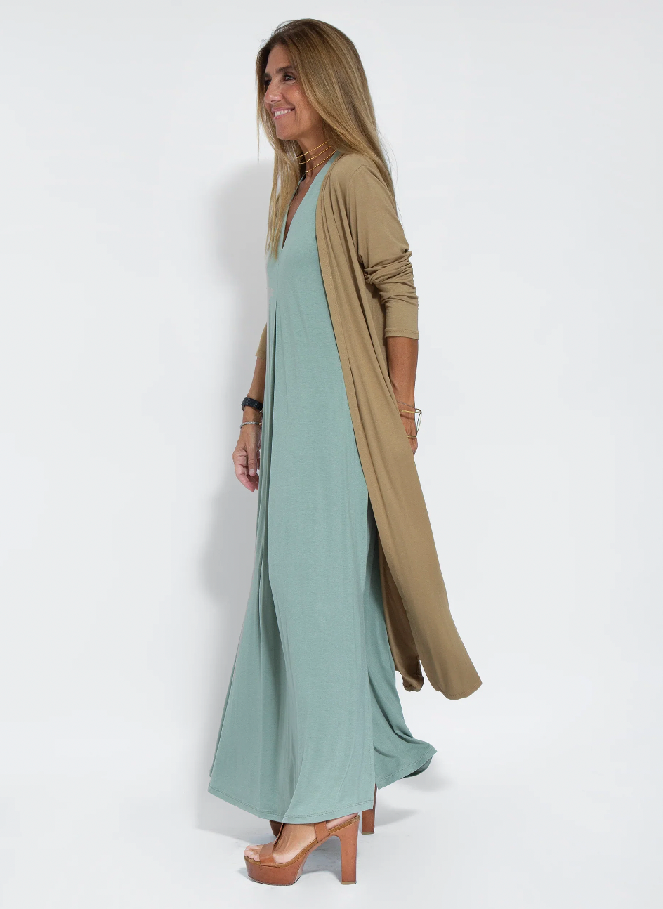 Solana - Ensemble consisting of a long, figure-shaping dress and a vest