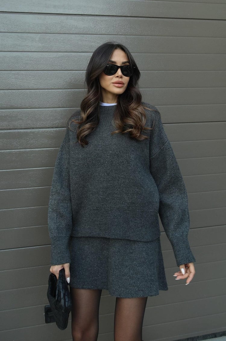 Adriana - Knitted Set for Women - Casual Sweater and Skirt in Two-Piece Design