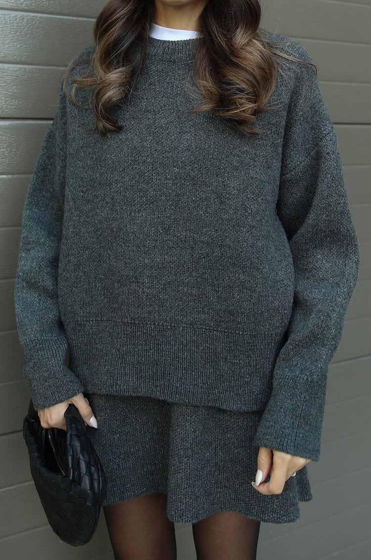Adriana - Knitted Set for Women - Casual Sweater and Skirt in Two-Piece Design