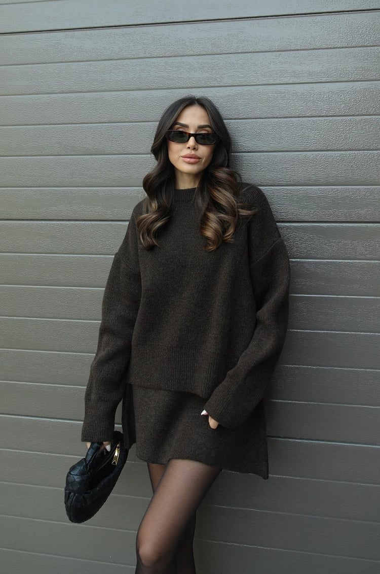 Adriana - Knitted Set for Women - Casual Sweater and Skirt in Two-Piece Design