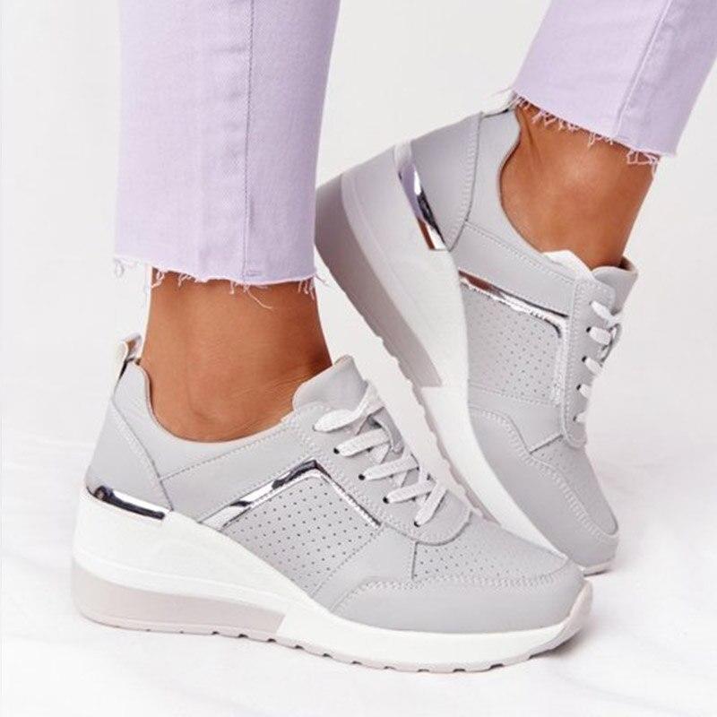 Sneaker™ – No More Painful Feet