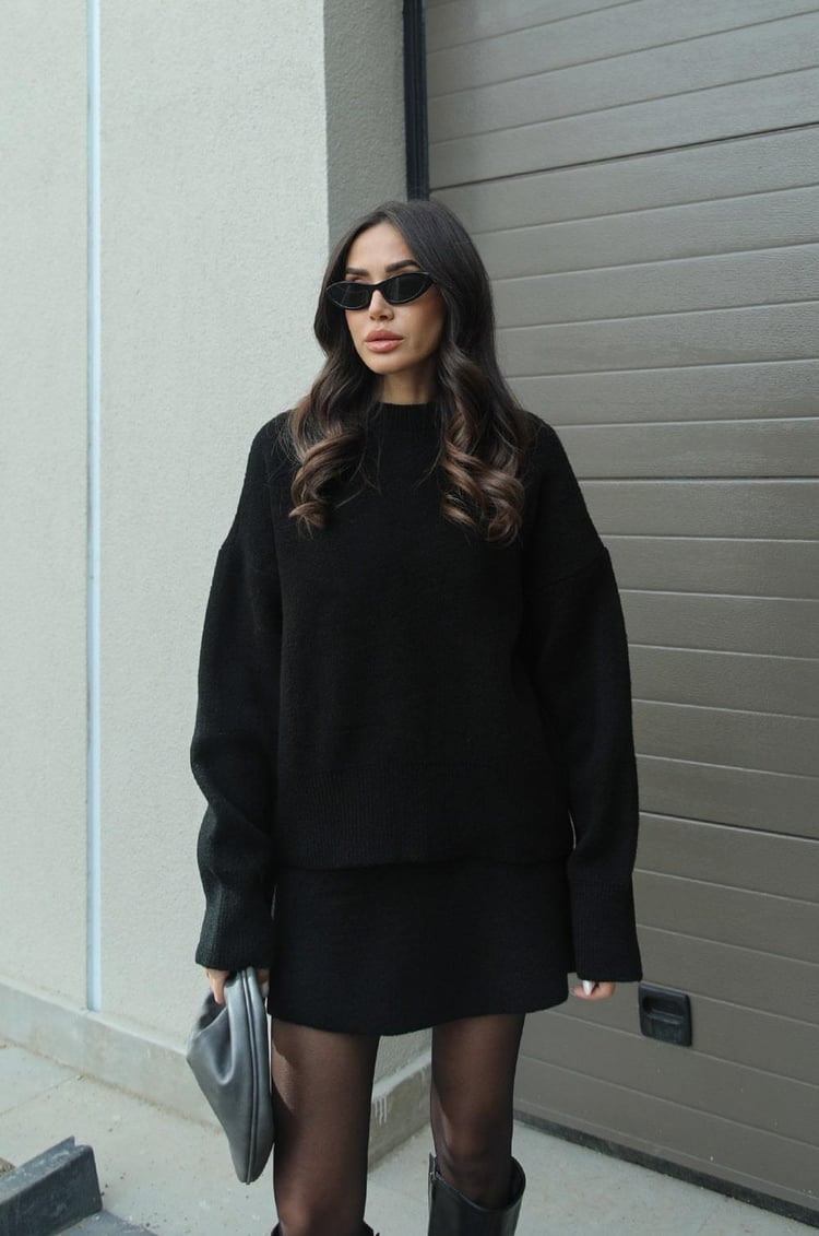 Adriana - Knitted Set for Women - Casual Sweater and Skirt in Two-Piece Design