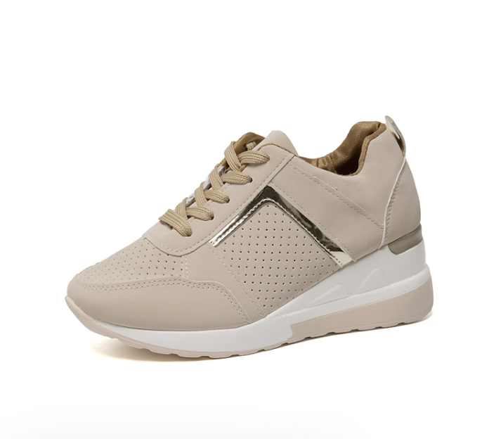 Sneaker™ – No More Painful Feet